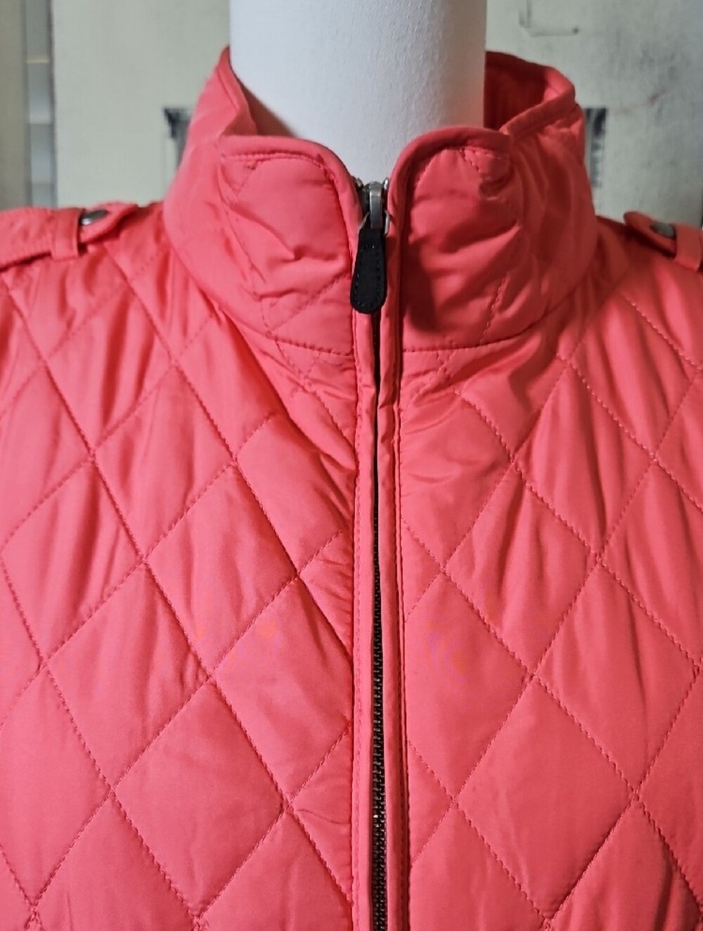 Quilted TALBOTS Diamond Salmon Coral Pink Women's Sleeveless Vest Size L - Picture 5 of 9